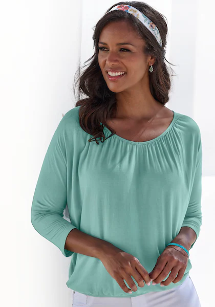 Bild von LASCANA 3/4-Arm-Shirt »mit zarter Raffung am Ausschnitt«, aus weichem Viskose-Stretch