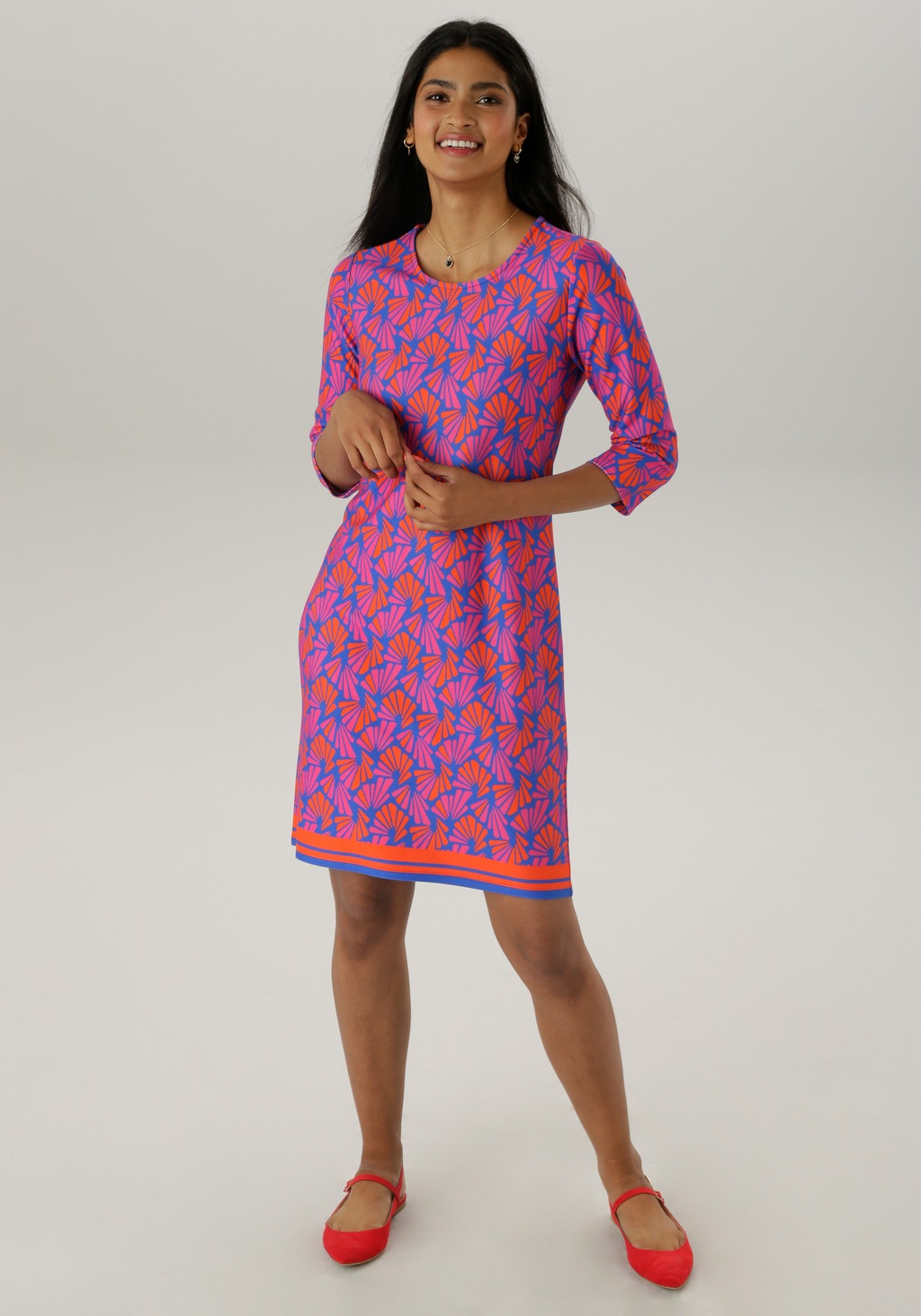 Bild von Aniston SELECTED Jerseykleid, mit ausdrucksvollem Retro-Muster Allover - NEUE KOLLEKTION