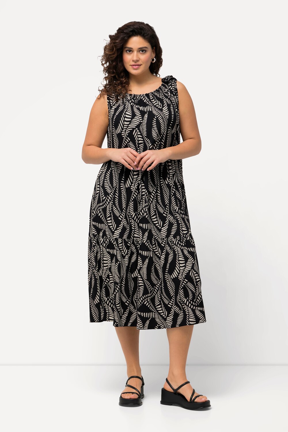 Bild von Große Größen Jerseykleid, Damen, schwarz, Größe: 42/44, Viskose, Ulla Popken