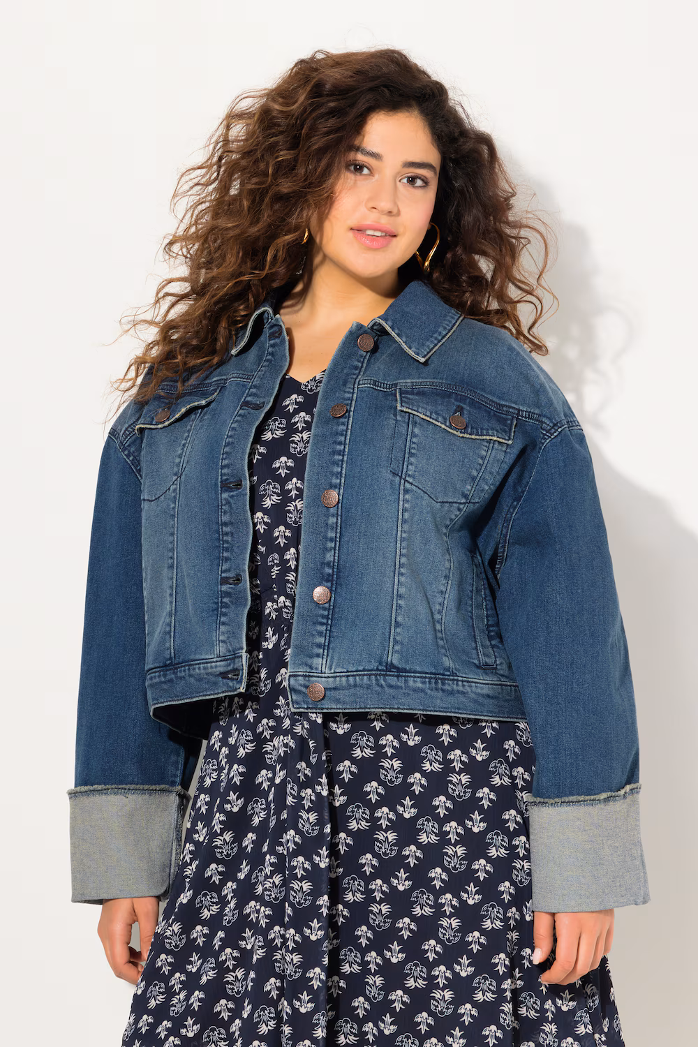 Bild von Große Größen Jeansjacke, Damen, blau, Größe: 46/48, Baumwolle, Ulla Popken