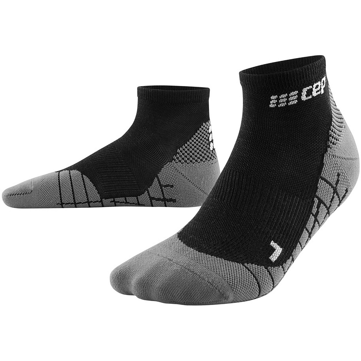 Bild von CEP - HIKING LIGHT MERINO LOW CUT SOCKS REDESIGN für Damen | Wandersocken aus Merinowolle mit Kompression | Trekkingsocken für leichte Beine in black | Größe IV | L