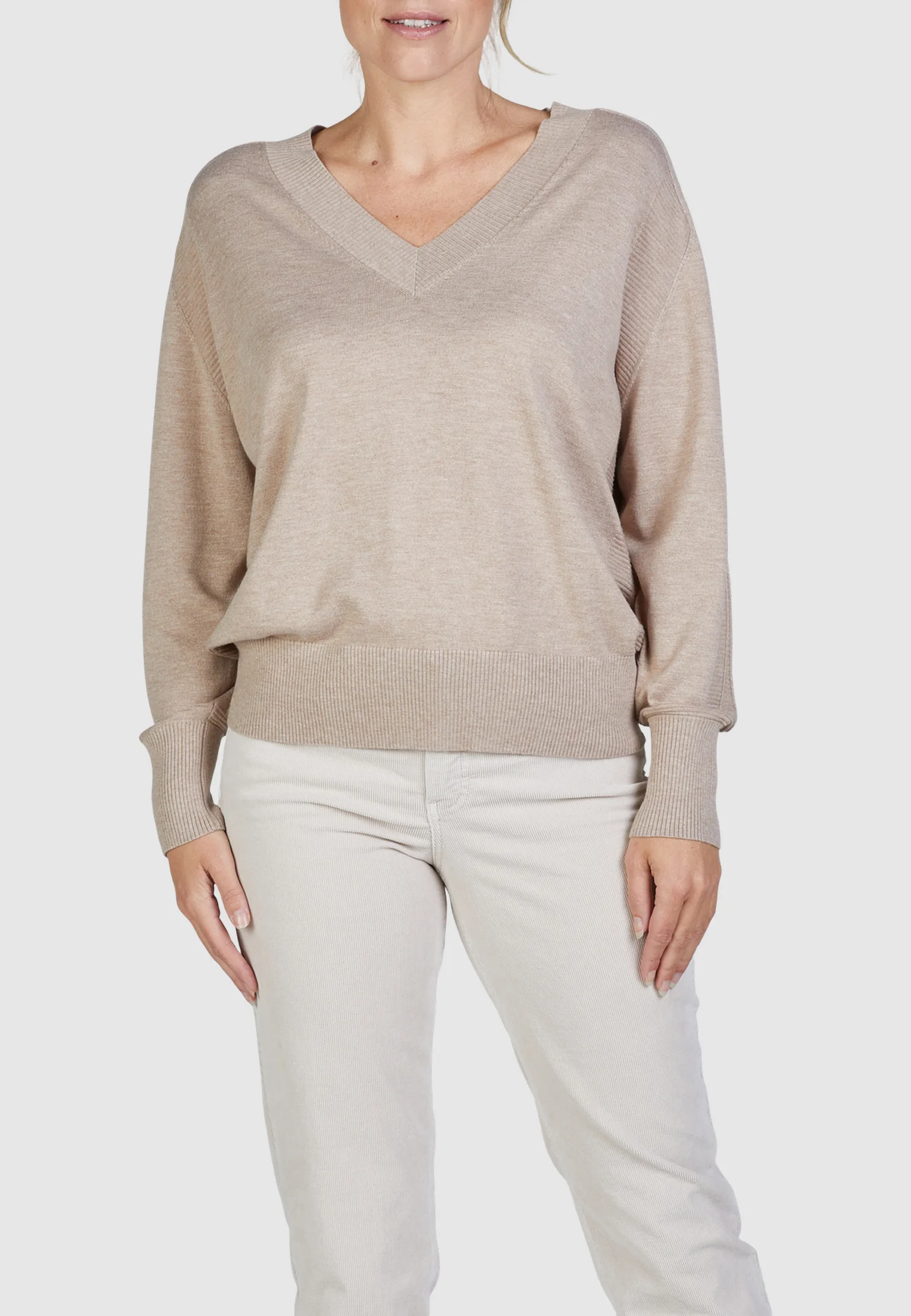 Bild von V-Ausschnitt Pullover in Feinstrick-Optik