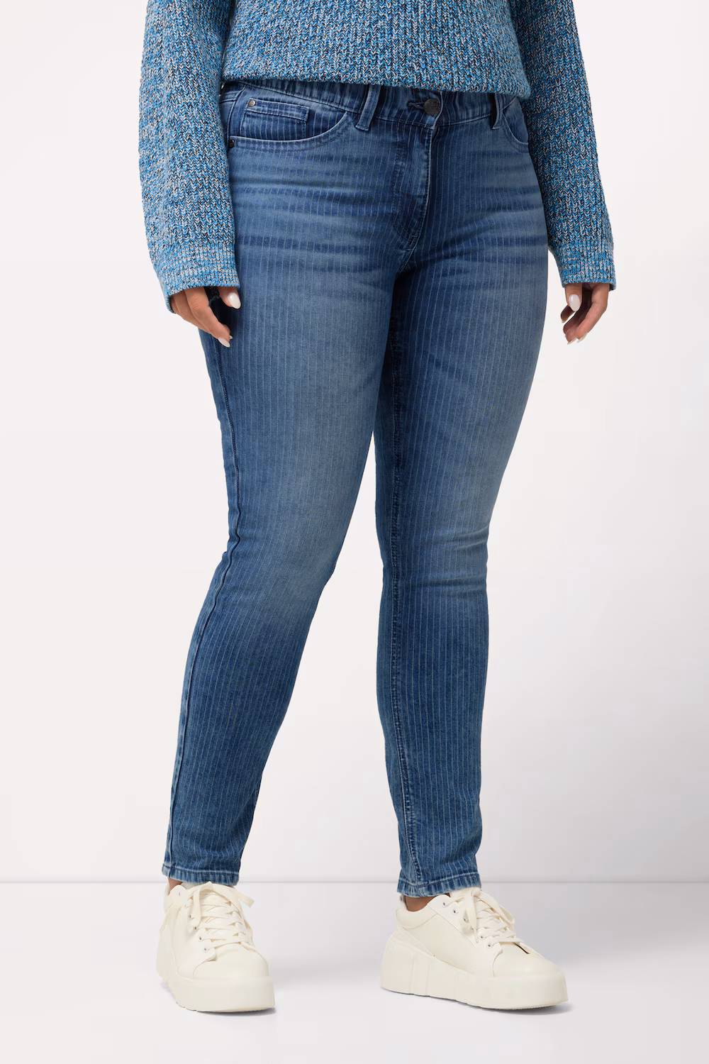 Bild von Große Größen Jeans Sarah, Damen, blau, Größe: 50, Baumwolle/Polyester, Ulla Popken