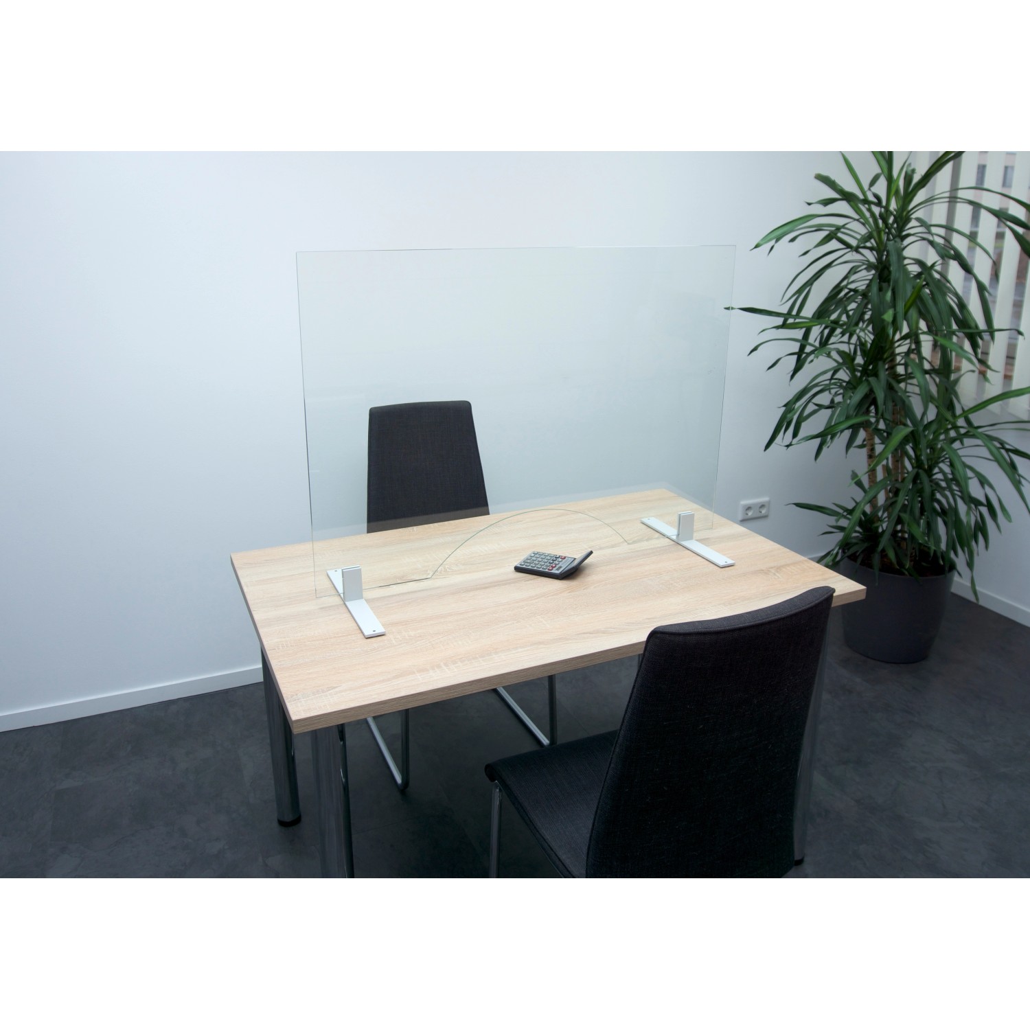 Bild von Hygiene Schutzglas Set 100 x 70 cm mit Durchreiche 2 x Standfuß Lichtgrau 35 cm