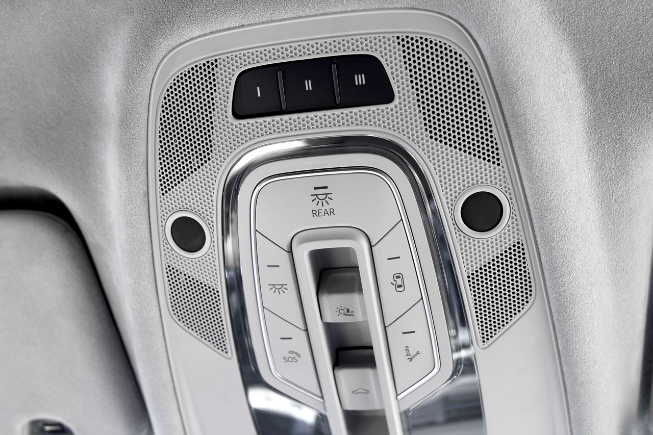 Bild von Komplettset HomeLink Garagentoröffnung für Audi A4 8W
