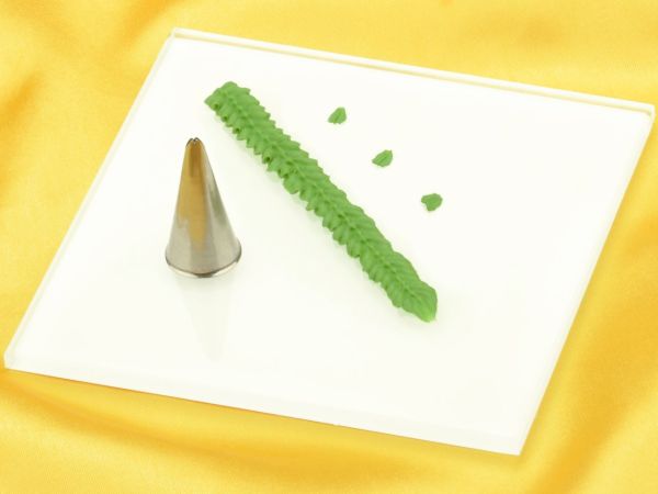 Bild von Garniertülle Blatttülle 5mm x 0,5mm