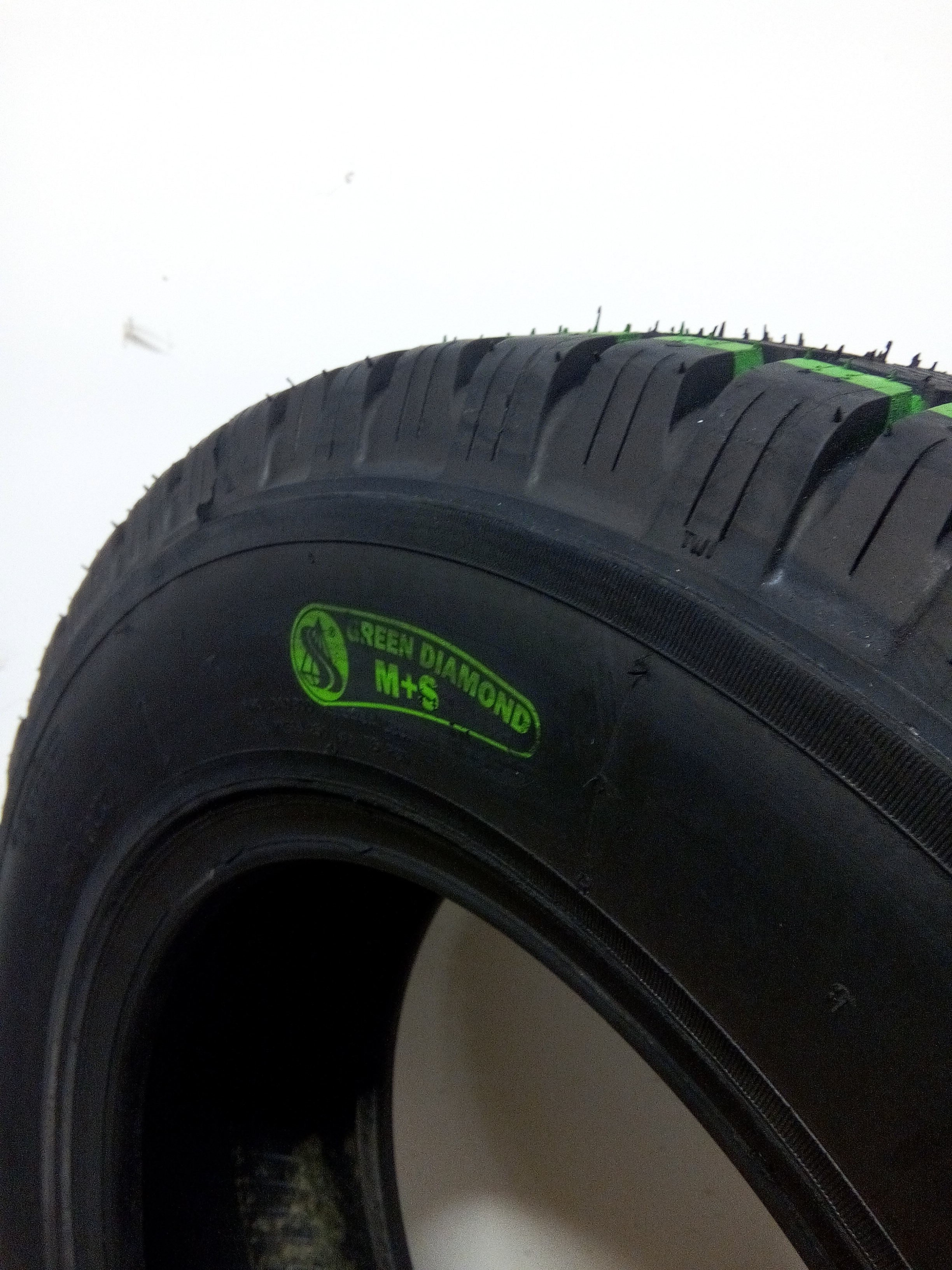 Bild von VM GREEN DIAMOND EXPLORER 225/75 R16