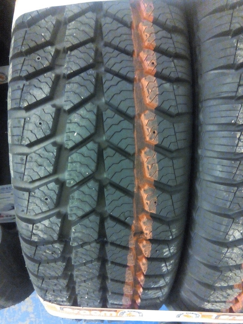 Bild von VV UG SPECIAL GREEN DIAMOND 175/65 R14 C
