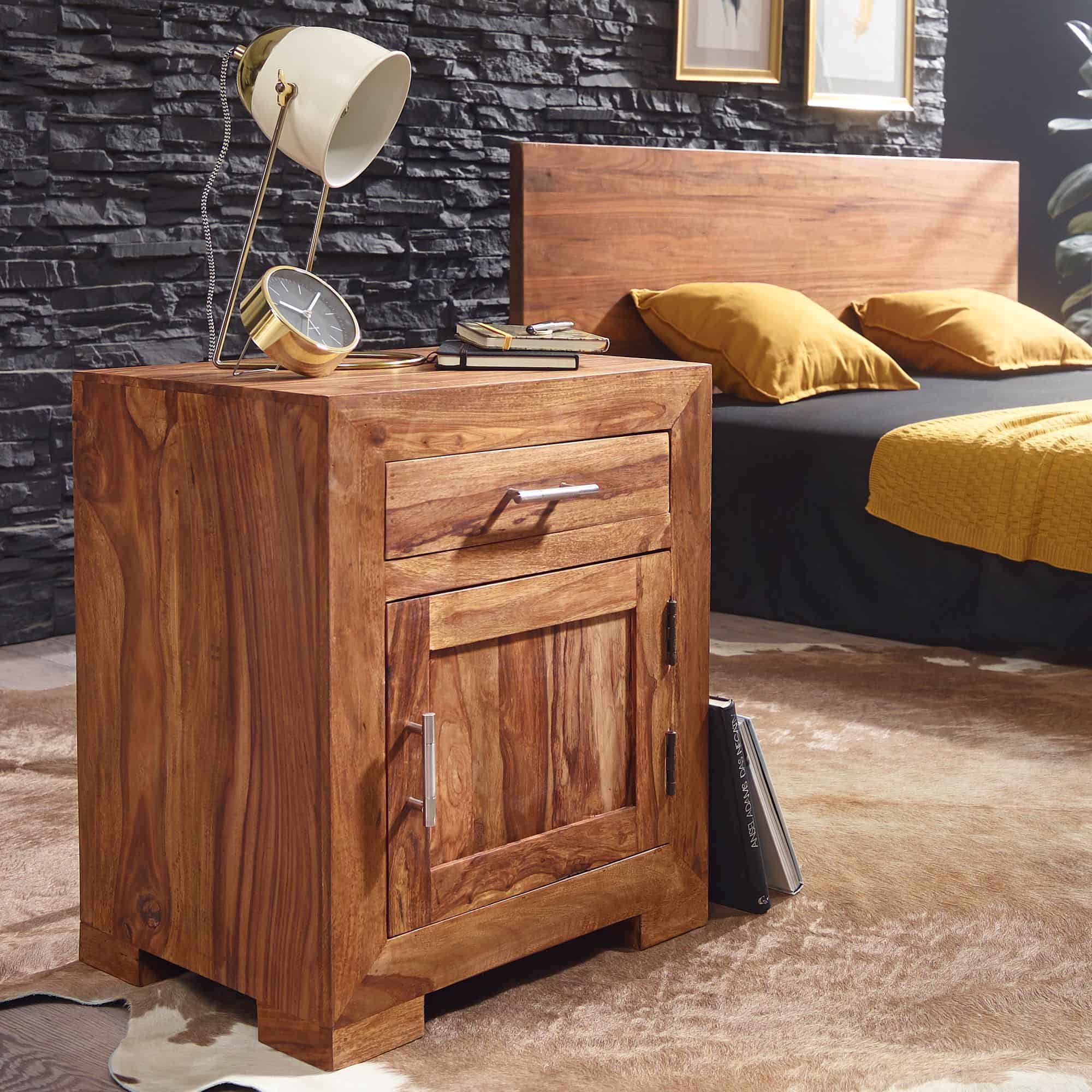 Bild von Nachttisch MUMBAI Massivholz Sheesham Design Nachtkommode 60 cm mit Schublade und Tür Nachtschrank für Boxspringbett