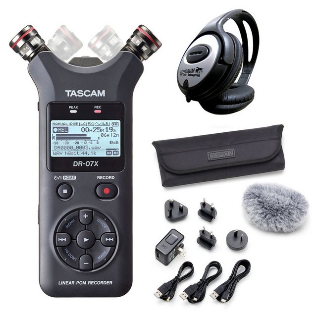 Bild von Tascam Tascam DR-07X Recorder mit Zubehör Set mit Kopfhörer Digitales Aufnahmegerät (Recorder)