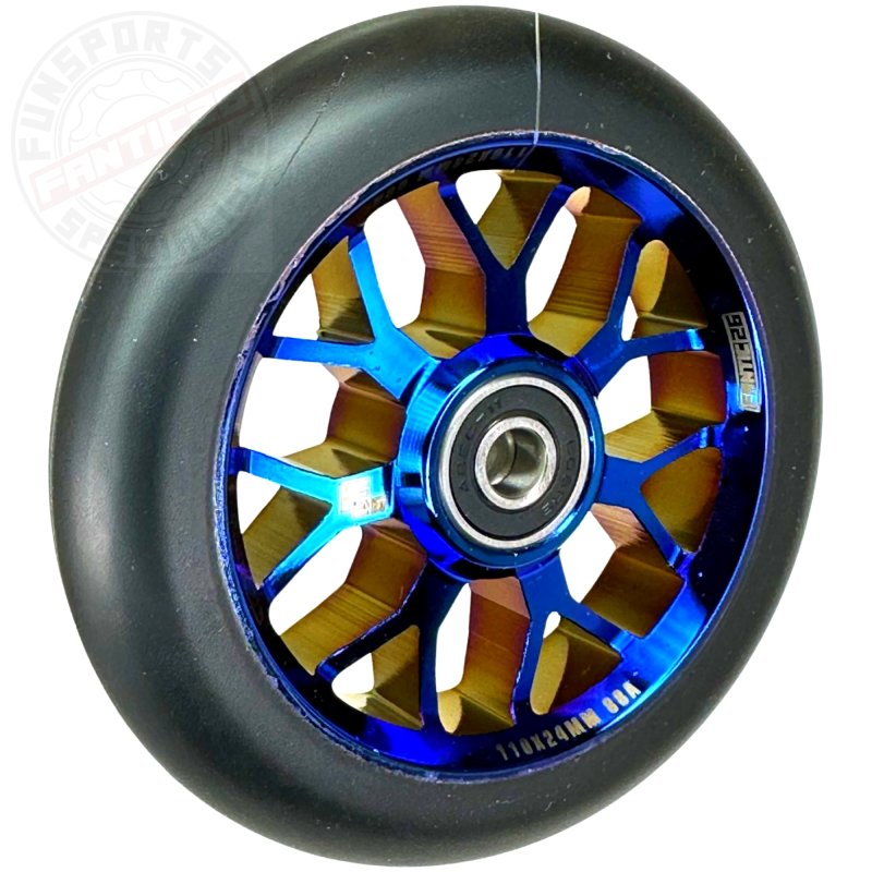 Bild von Fantic26 Stuntscooter Fantic26 Spy7 Stunt-Scooter Rolle 110mm Abec11 Blauchrome/Pu Schwarz