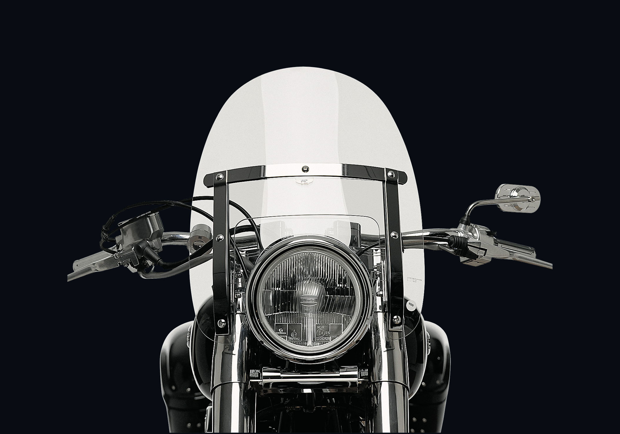 Bild von NATIONAL CYCLE Windshield Ranger Heavy Duty Lexan® Polycarbonat mit Quantum Beschichtung