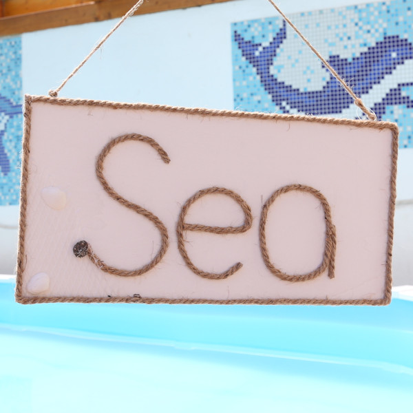 Bild von Wandschild SEA - Holzschild - Wanddeko - Schriftzug aus Juteseil - Seilhalterung - H: 20cm