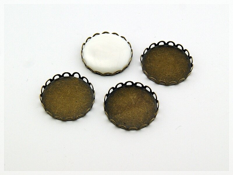 Bild von 6 Fassungen in antik Bronze für 20 mm Cabochons