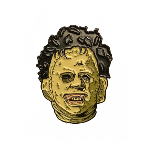Bild von Leatherface Emaille Brosche – Der Horror-Fanartikel für jedem Anlass