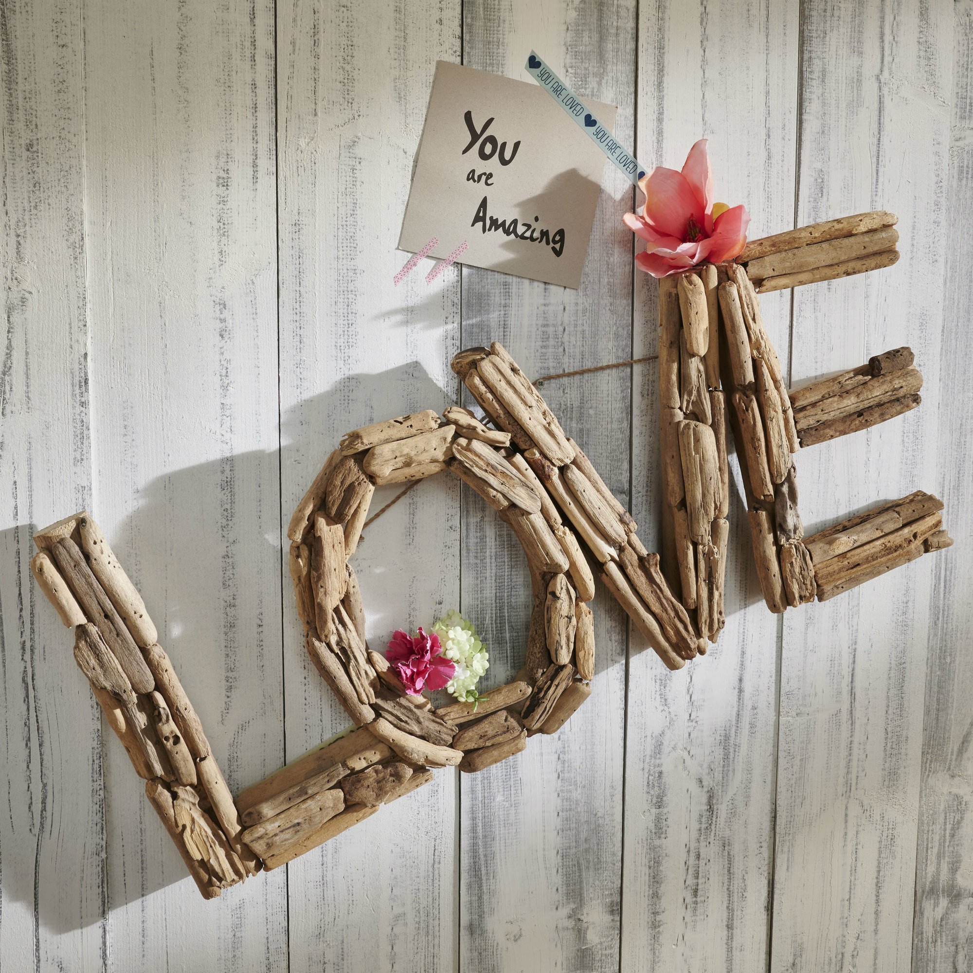 Bild von Faktorei Unikat Wand-Dekoration Love Teakholz, 70x30x8 cm