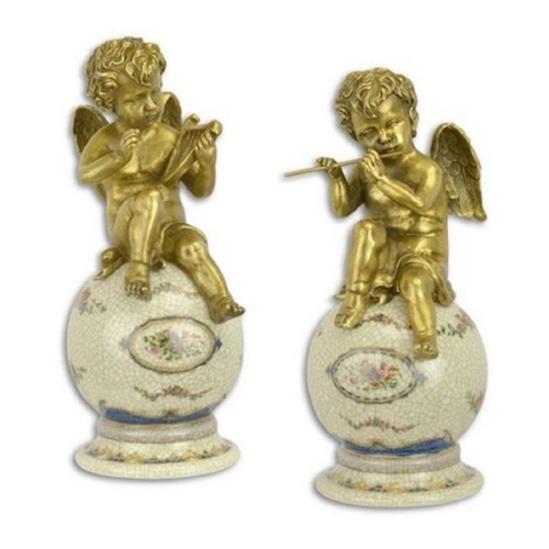 Bild von Casa Padrino Jugendstil Dekofiguren Set – Elegante Engel auf Porzellan Kugeln
