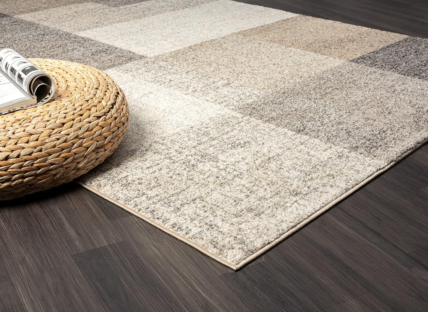 Bild von the carpet Pearl Moderner Dichter Kurzflor Wohnzimmer Schlafzimmer Teppich, Konturenschnitt, Geometrische Muster, Kariert, Beige, 240 x 330 cm