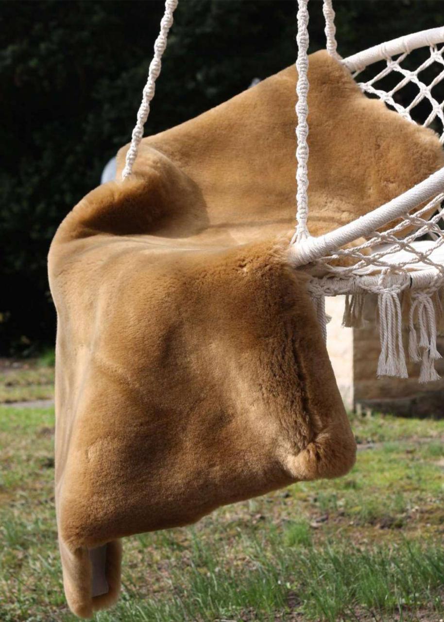 Bild von Lambskin Merino Shorn Cappuccino Größe: 70-80