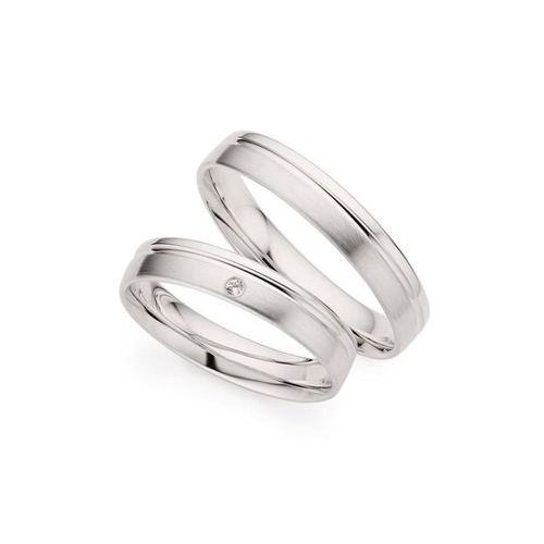 Bild von Elegante Trauringe von PHÖNIX – Symbole der ewigen Liebe