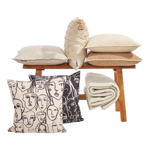 Bild von done.® Dekokissen Joy – Stilvolles Wohndesign für jedes Zuhause