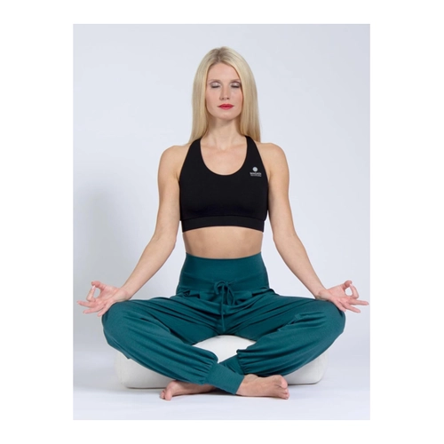 Bild von Magadi Yogahose Florence Black aus Naturmaterial