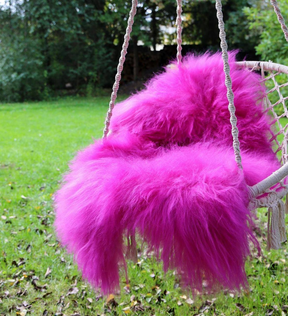 Bild von Lammfell Merino Pink 2. Wahl Größe: 120-130