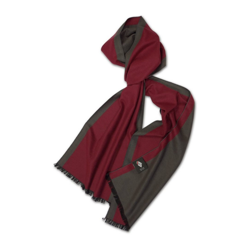 Bild von Eleganter Seidenschal von Posh Gear