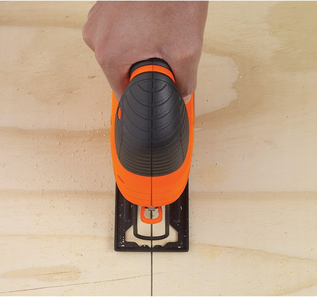 Bild von Black+Decker 520W Stichsäge KS701E (max. 70 mm Schnitttiefe, mit Softgriff, Sight-Line-Kanal, Schutzbügel, integrierte Sägeblasfunktion, ergonomische Griffe, inklusive Holzsägeblatt)