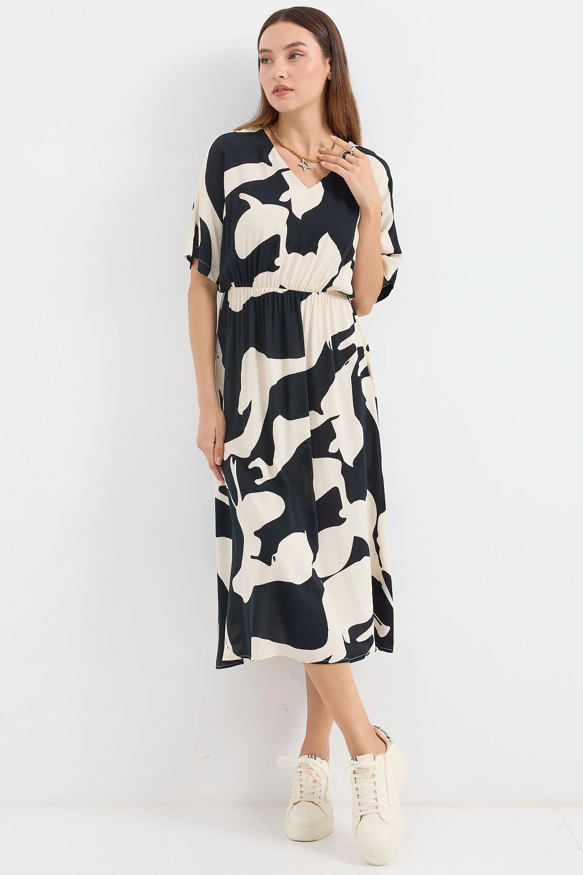 Bild von Bigdart Modell 2511 – Schwarzes, Gemustertes Kleid Mit Elastischem Bund für Damen - 36
