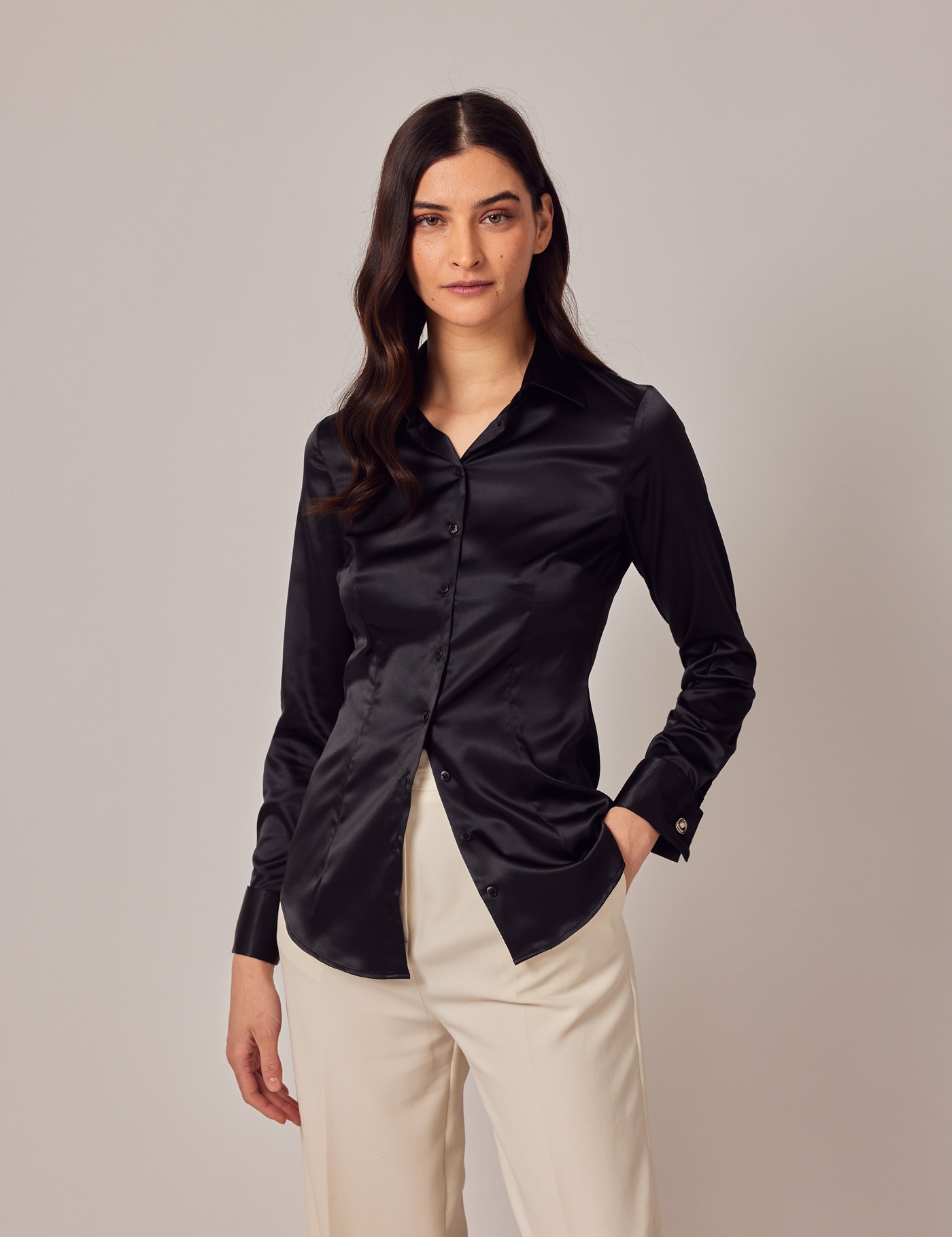 Bild von Hawes & Curtis Satinbluse für Manschettenknöpfe – Slim Fit – schwarz Satin (Polyester) Uni Women's