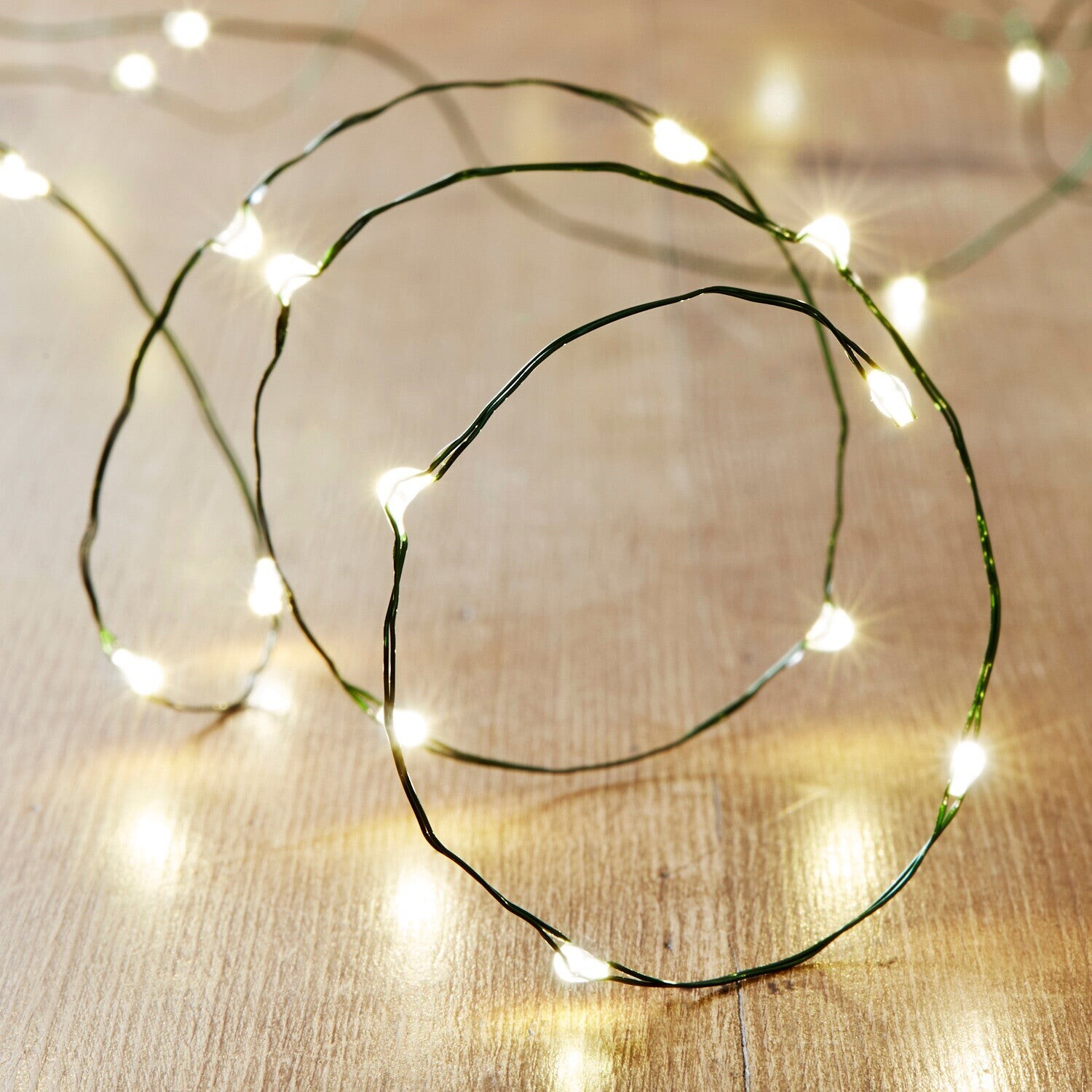 Bild von Lights4fun LED-Lichterkette 50er LED Micro Lichterkette warmweiß grüner Draht