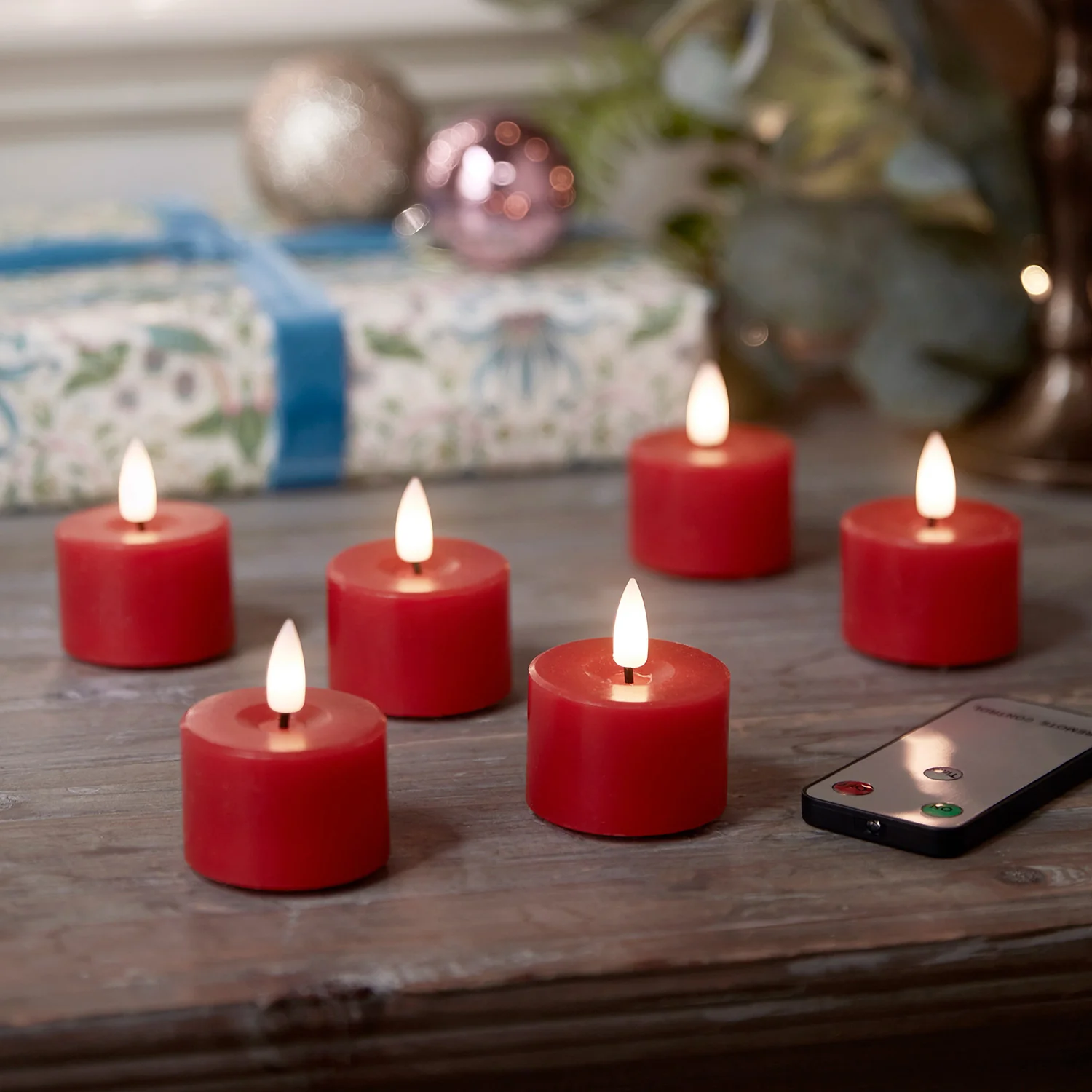 Bild von 6er Set TruGlow® LED Votivkerzen rot mit Fernbedienung