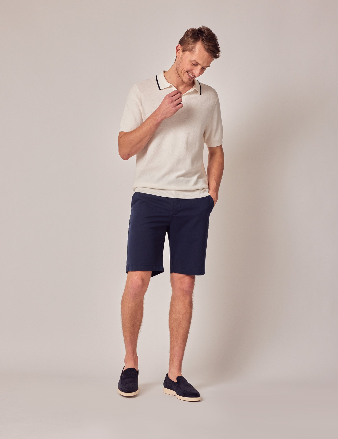 Bild von Hawes & Curtis Chino Shorts – Slim Fit – Bio-Baumwollstretch – Navy Deep Navy Bio-Baumwolle Uni Men's