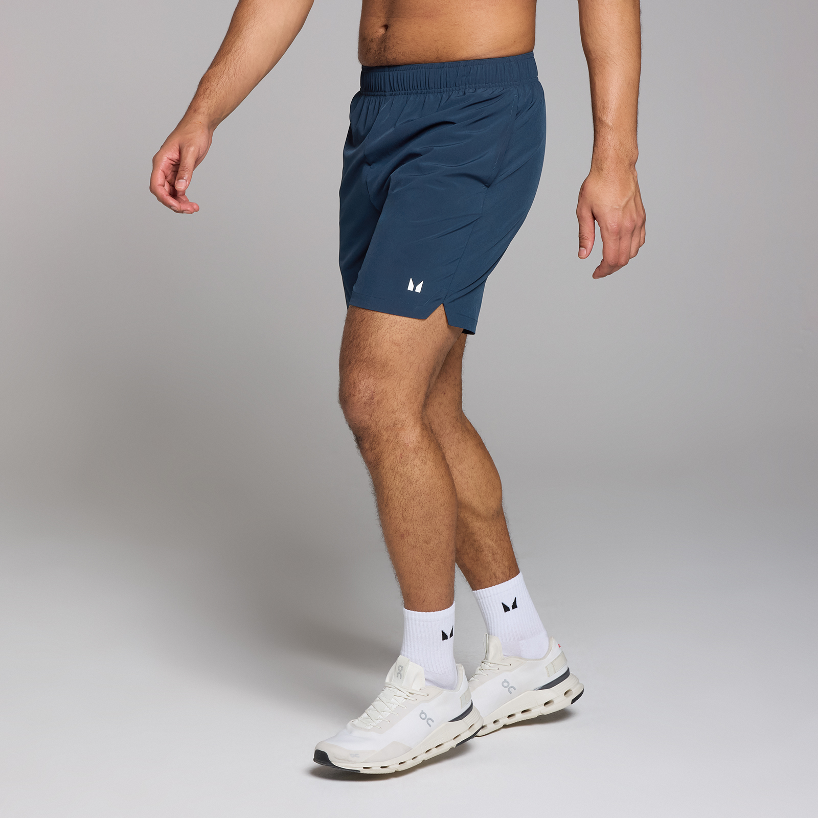 Bild von MP Herren Active Gewebte 18-cm-Shorts – Dunkelblau - M