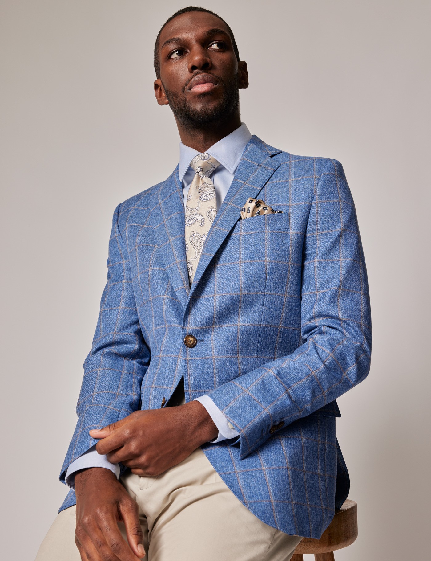 Bild von Hawes & Curtis Herren Blazer – Tailored Fit – Wolle-Seide-Mix – hellblau Windowpane Karo Royal Blau Wolle Kariert Men's