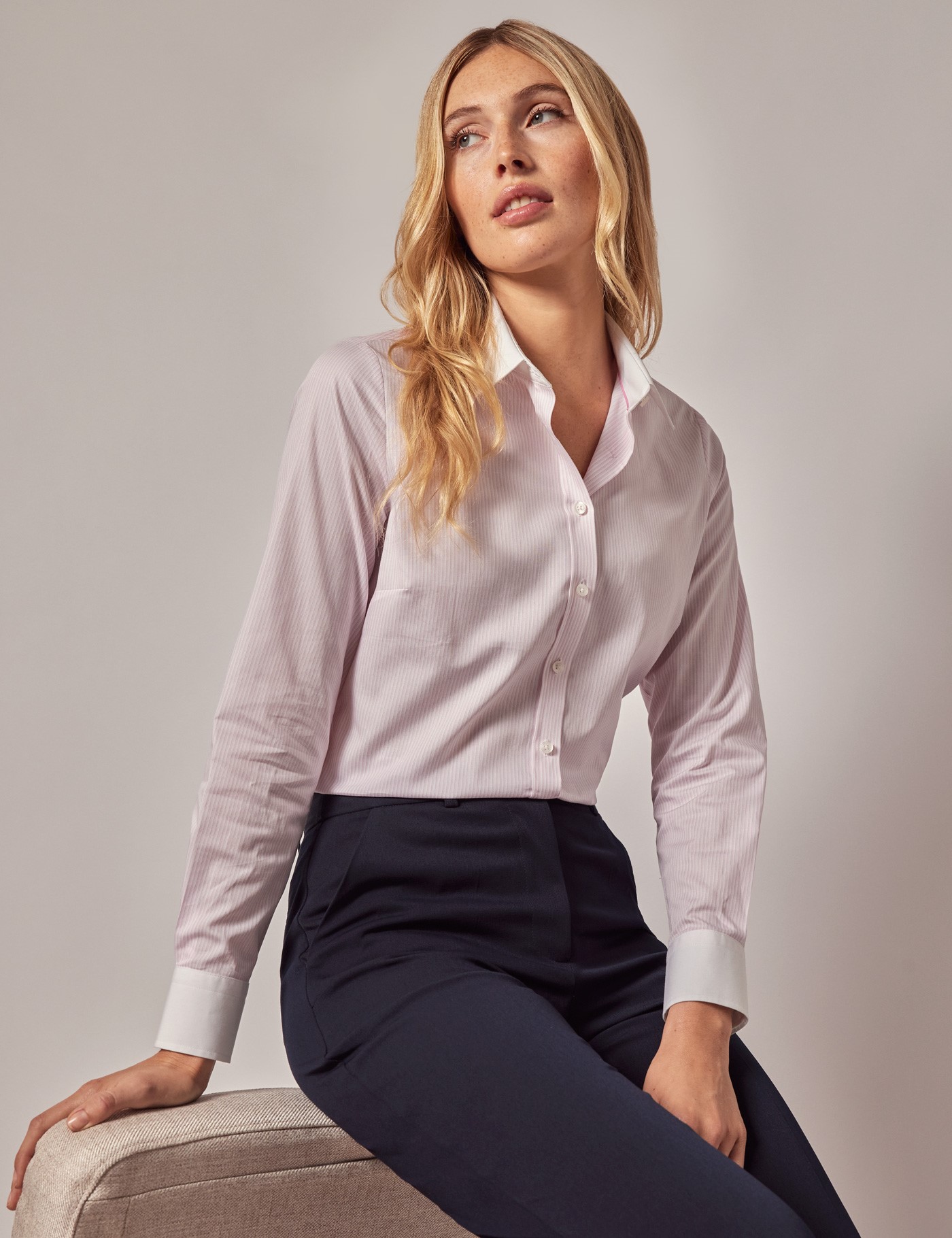 Bild von Hawes & Curtis Executive Bluse – Regular Fit – Winchesterkragen – weiß rosa Streifen Weiß/Rosa Baumwolle Gestreift Women's