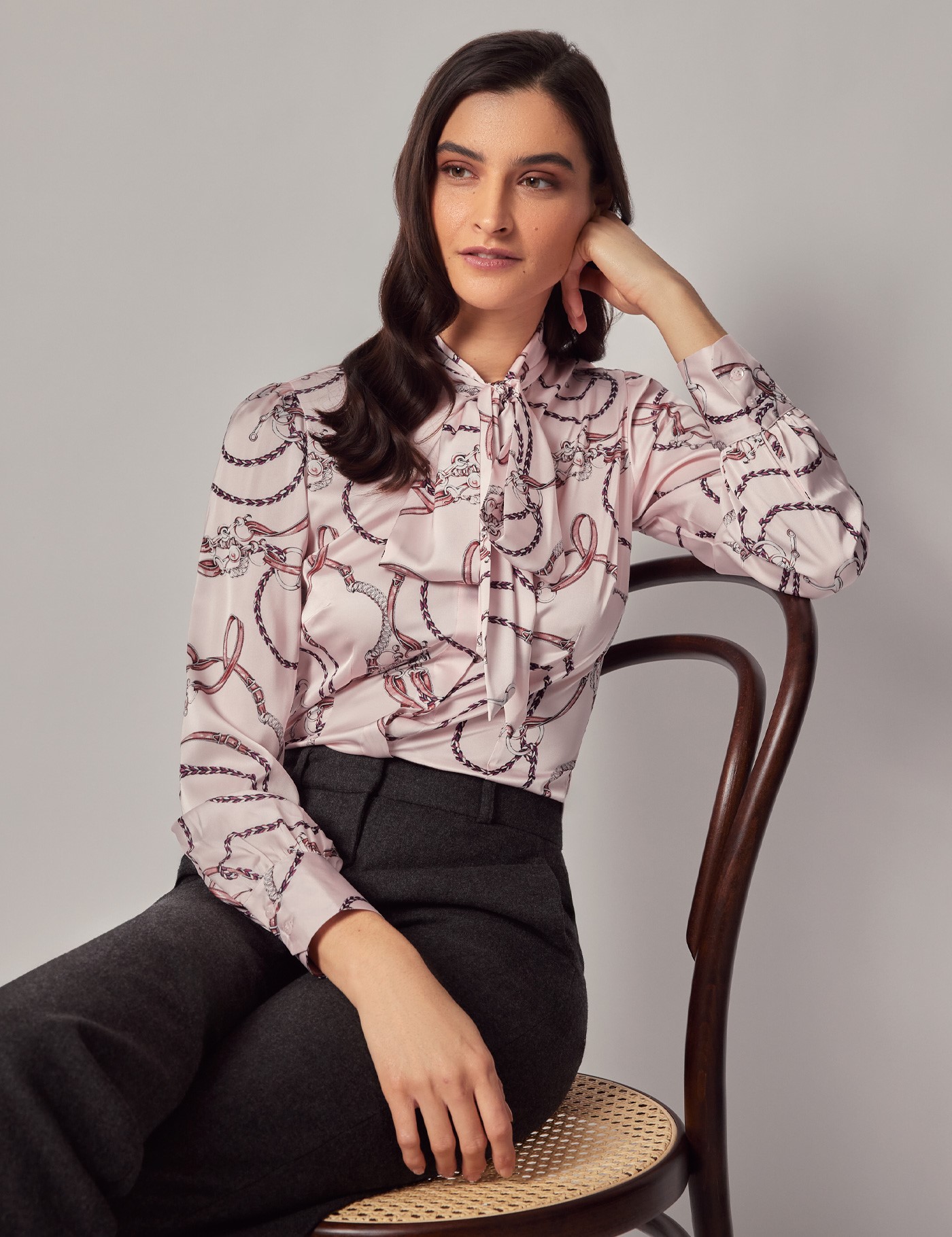 Bild von Hawes & Curtis Rosa & lila Bluse mit Kettenprint – Satin – Schluppenbluse Rosa/Lila Women's
