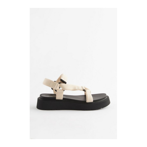 Bild von Next Robuste Webbing-Sandalen Keilsandalette – Der perfekte Begleiter für den Sommer