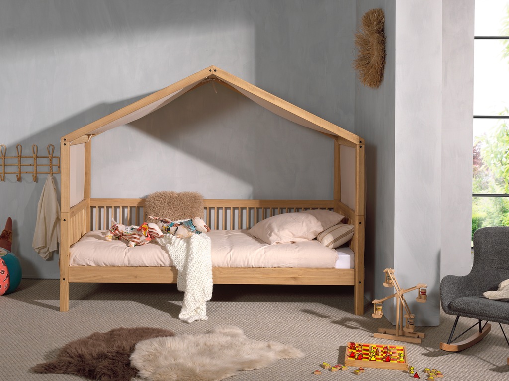 Bild von Home affaire Hausbett, (Made in Europe), aus massiver Eiche geölt, LF90x200 cm, mit Textilhimmel
