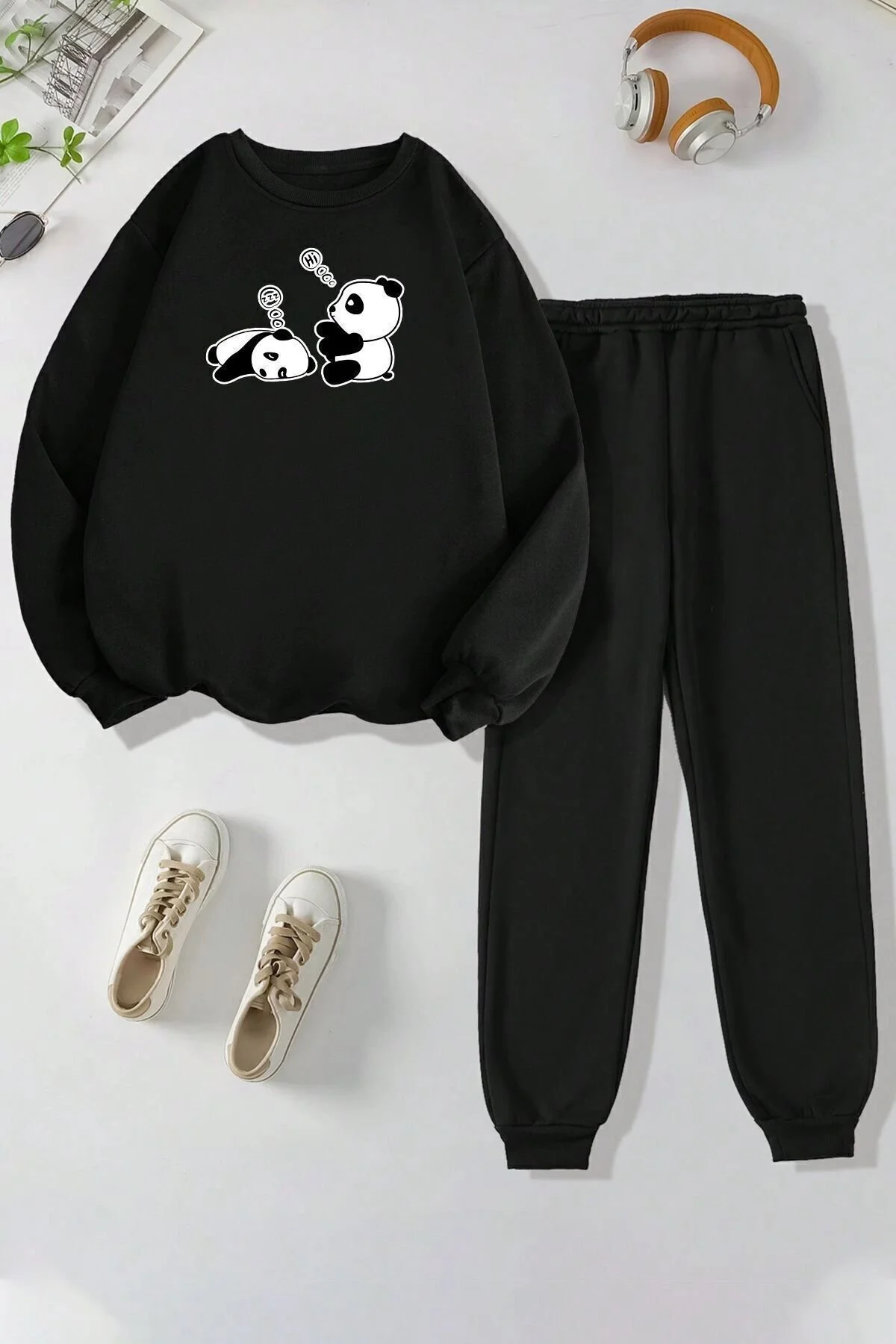 Bild von uyguntarz Unisex Trainingsanzug-set Mit Rundhalsausschnitt Und Sleepy Panda-print - XL