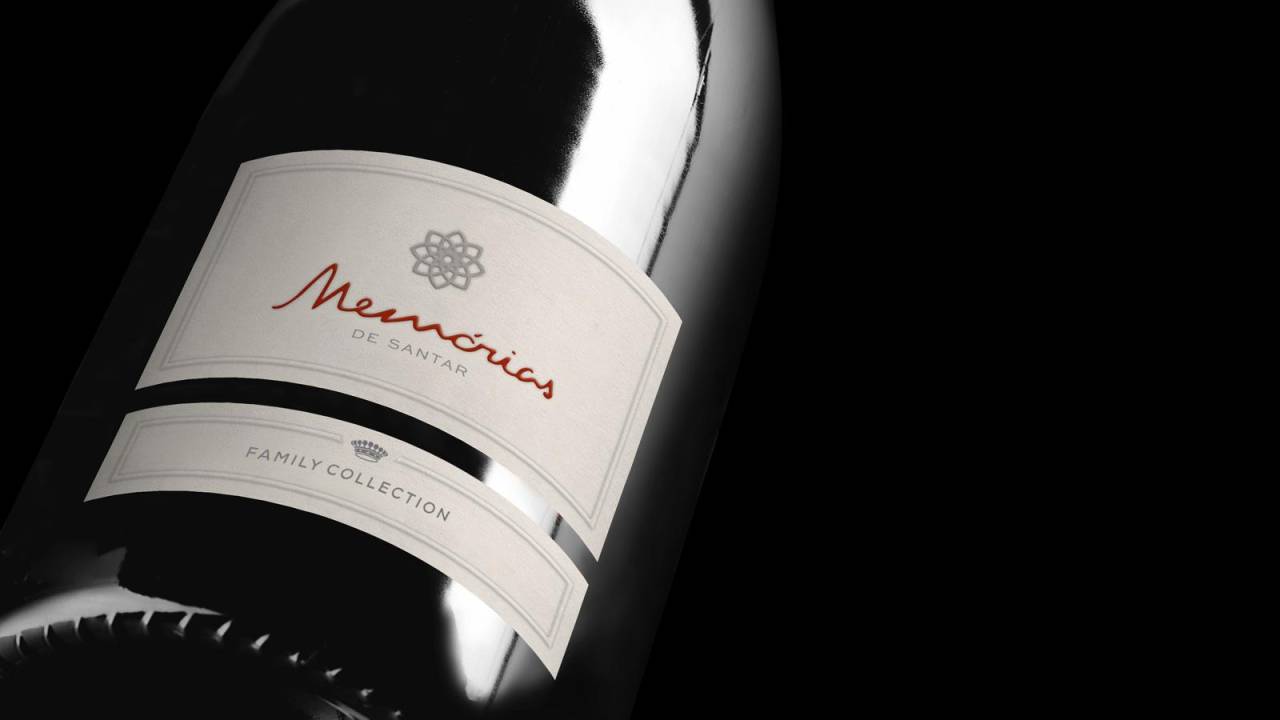 Bild von Vila Jardim Memórias de Santar Collection Rotwein 2019