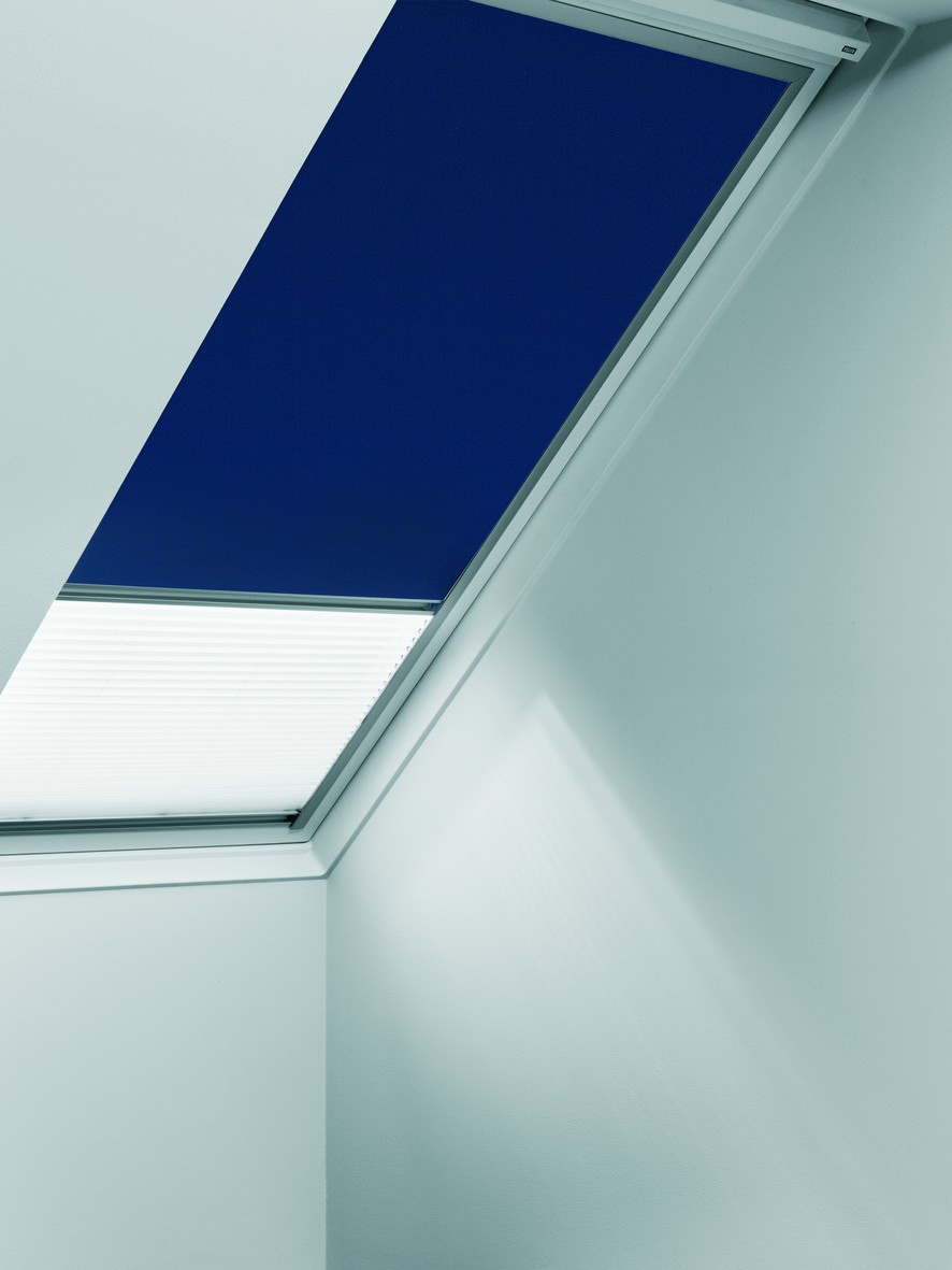Bild von VELUX-Verdunkelung Plus DFD für Größe S10 "4576 Himmelblau"