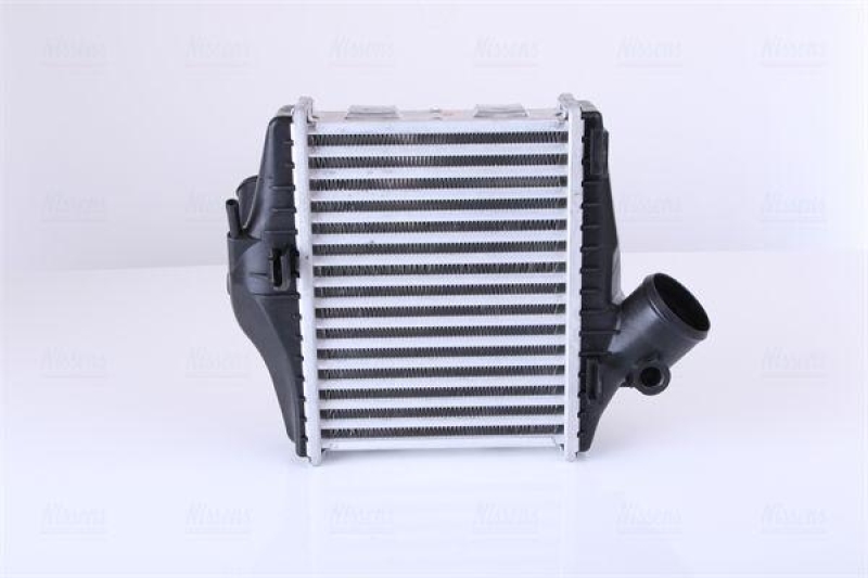 Bild von NISSENS 96579 Ladeluftkühler Intercooler ohne AGR-Ventil