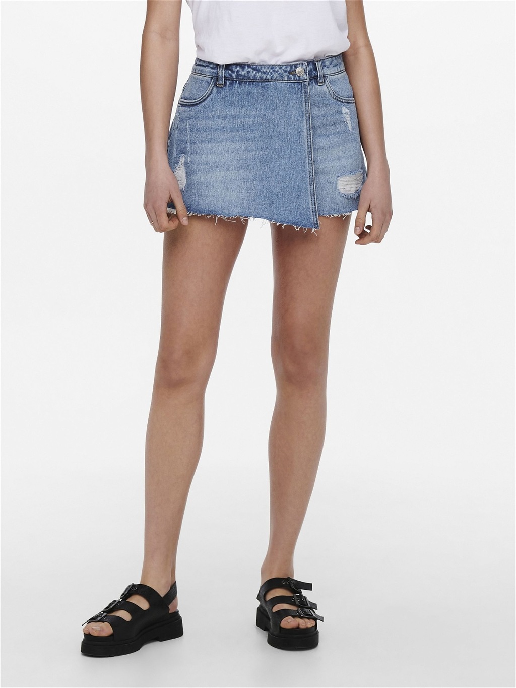 Bild von ONLY Jeansrock "ONLTEXAS REG DNM SKORT BJ NOOS", mit Destroyed Effekt