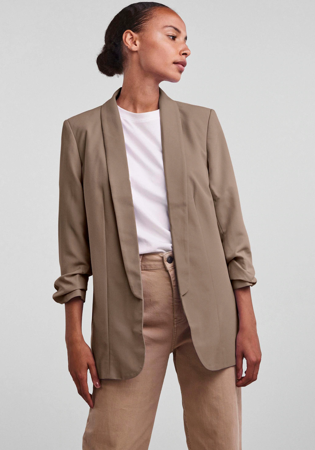 Bild von pieces Blusenblazer "PCBOSELLA 3/4 BLAZER NOOS", mit Faltendetail am Ärmel