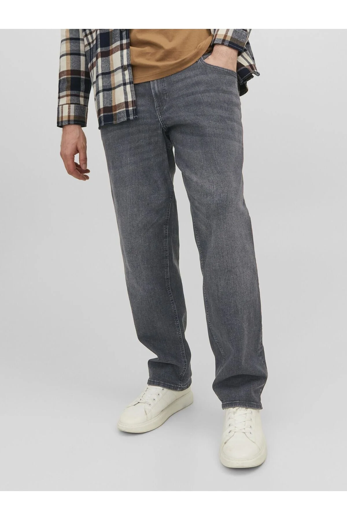 Bild von Jack & Jones Plus Jeans Mit Bequemer Passform Plus Jjimike Jjoriginal Sq 270 Noos Pls Jeans Mit Bequemer Passform für Herren - 42/30