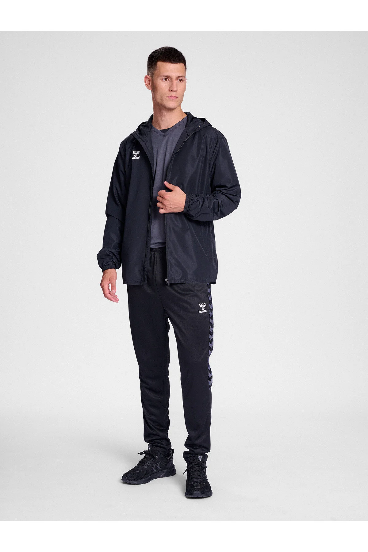 Bild von hummel Essential Allwetterjacke 224552 BLACK - Gr. L