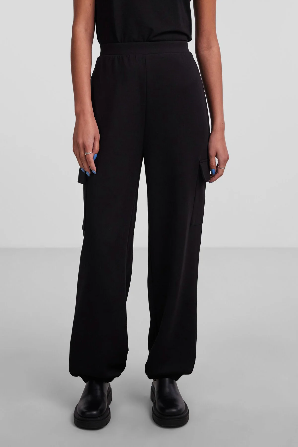 Bild von PIECES Pcfinn Hw Pants Bc für Damen - XL