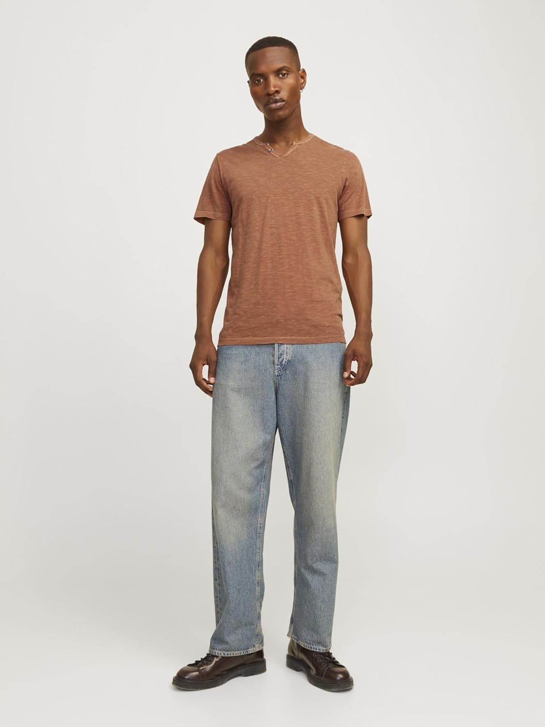 Bild von Jack & Jones T-Shirt »JJESPLIT NECK TEE SS NOOS«, mit V-Ausschnitt